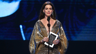Anne Hathaway followed Warner Bros.' statement of regret for <i>The Witches</i> with a real apology